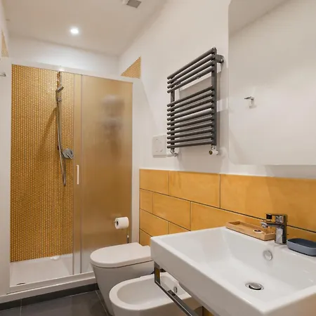 Apartment One's Place Rome