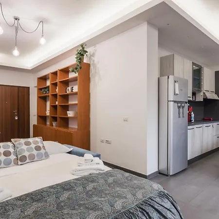 One's Place Apartment Rome