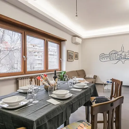 Apartman One's Place